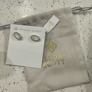 Kendra Scott Ellie silver studs-  mother of pearl